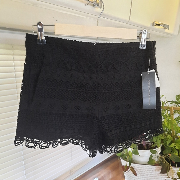 French Connection Crochet Lace Shorts Black Size 4 - Picture 3 of 10